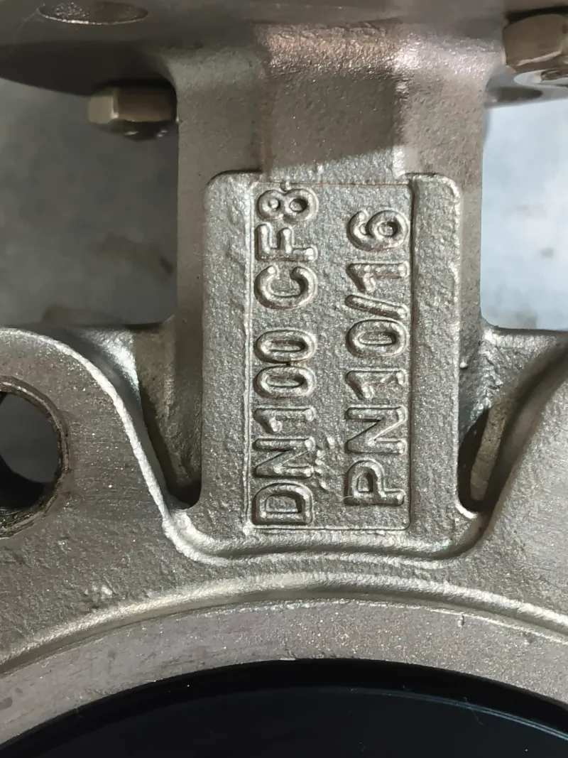 China Lug Butterfly Valve